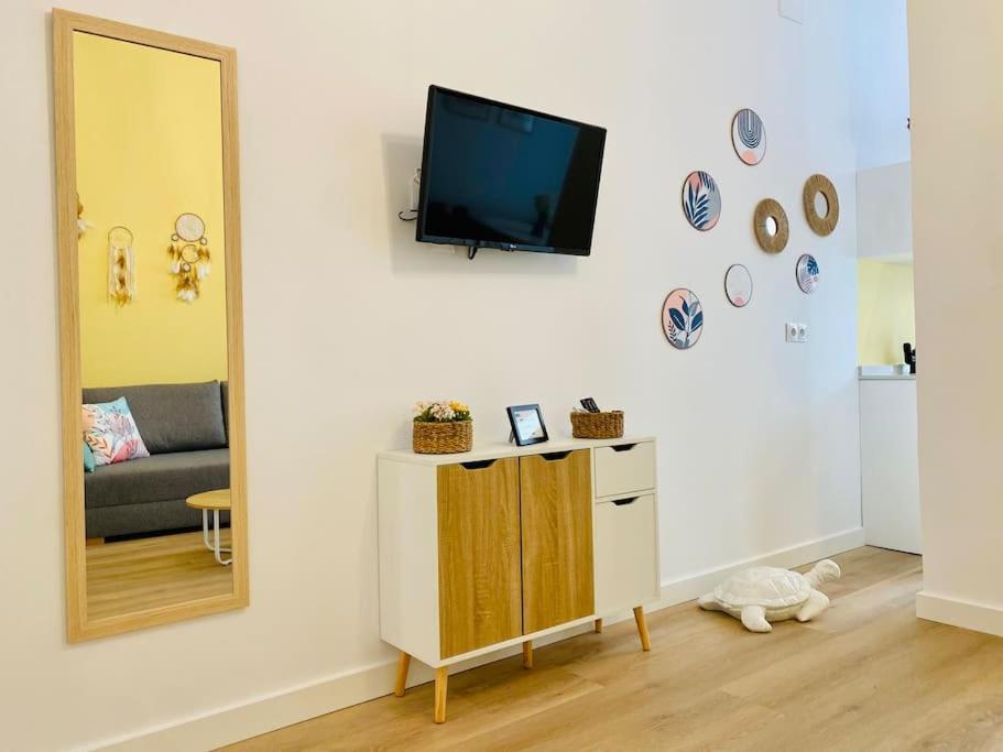 Beautiful And Charming Loft In Russafa Soho Apartment Valencia Bagian luar foto